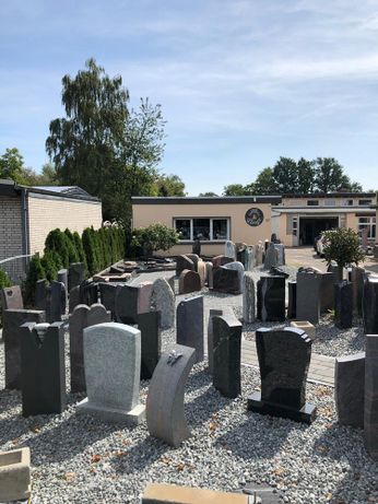 Lange Grabmale Delmenhorst Grabanlagen