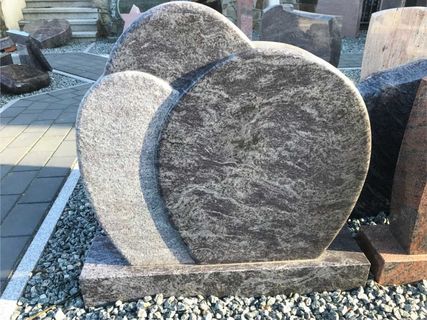 Lange Grabmale Delmenhorst Stelen Breitsteine
