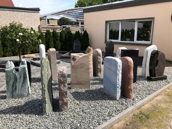 Lange Grabmale Delmenhorst Grabanlagen