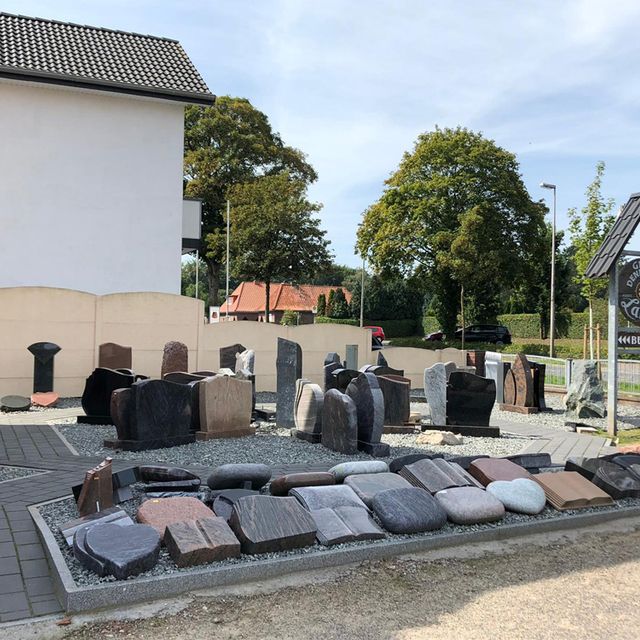 Lange Grabmale Delmenhorst Grabanlagen