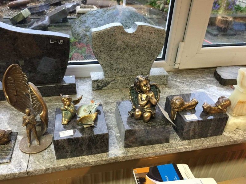 Lange Grabmale Delmenhorst Zubehör Grabschmuck