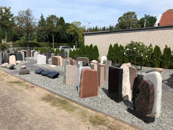 Lange Grabmale Delmenhorst Grabanlagen