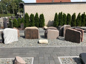 Lange Grabmale Delmenhorst Grabanlagen